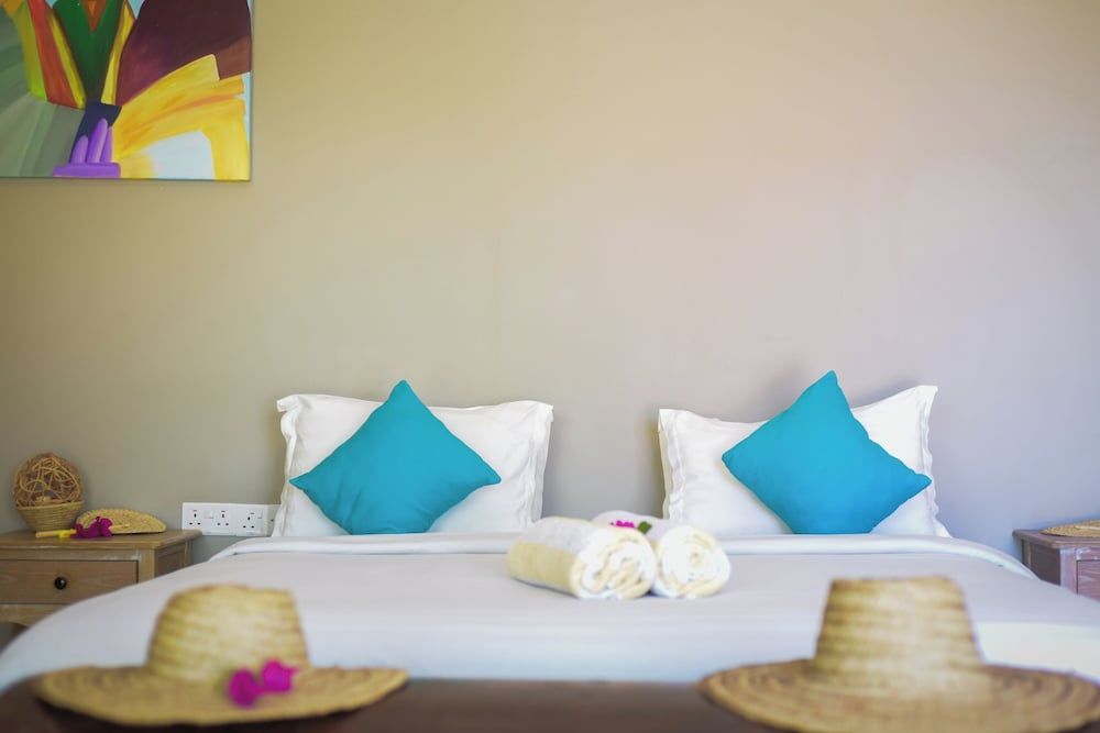 Aquamarina Hotel Junior Suite, Garden View