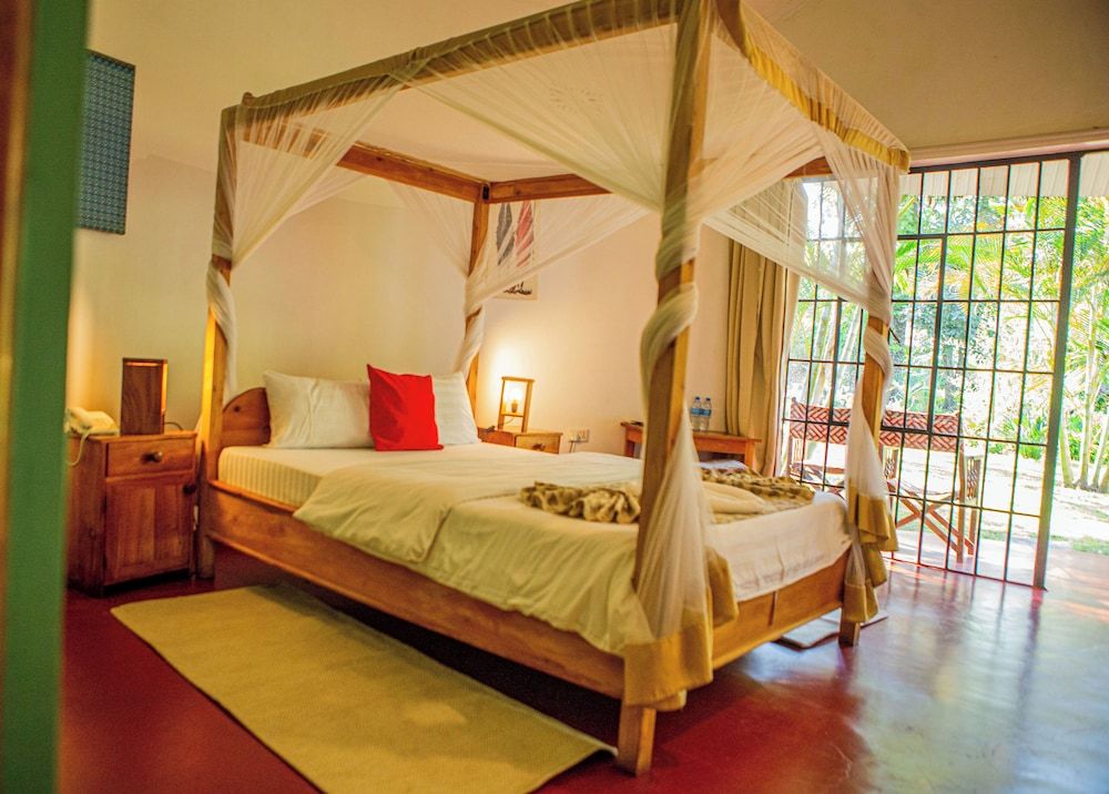 Ilboru Safari Lodge Deluxe Single Room, Garden View 1 Double bed 9