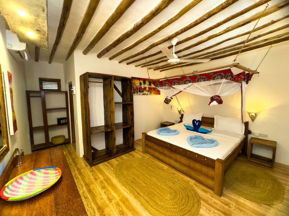 Standard Double Room, Balcony, Pool View