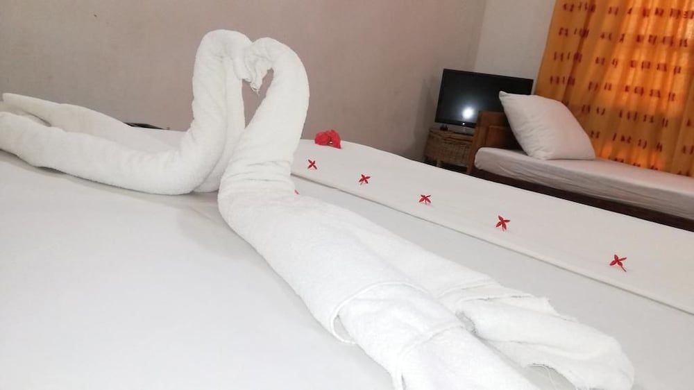 Paradise Guest House Standard Triple Room 4