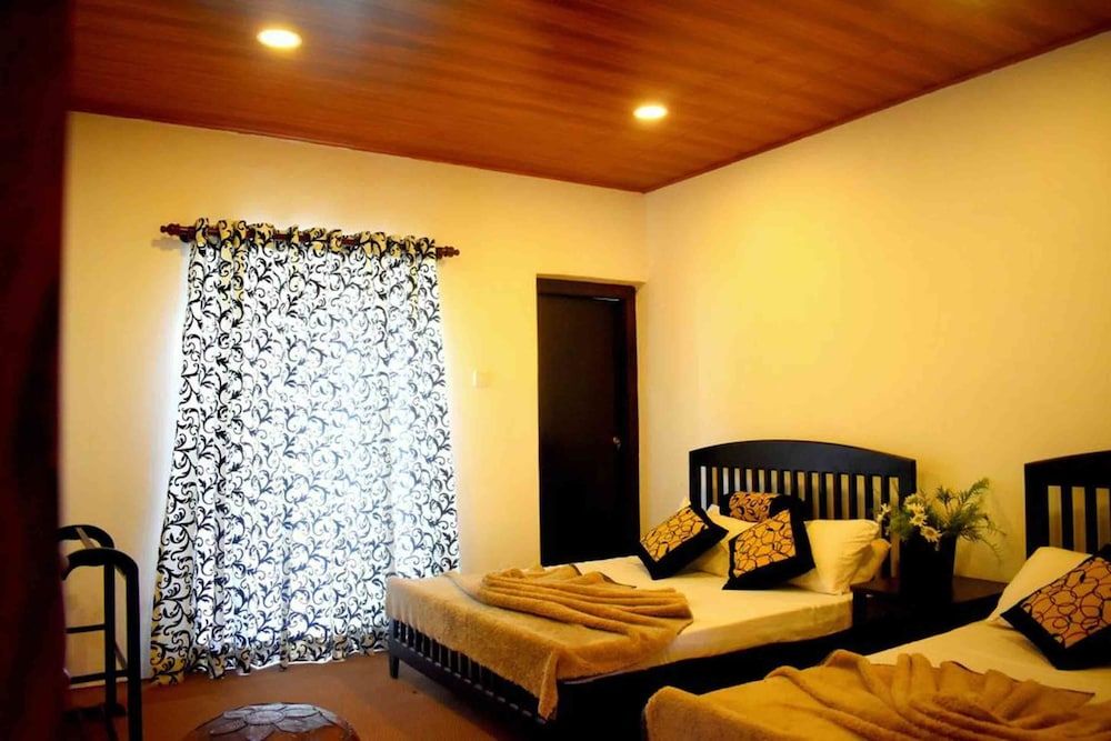 undefined Sun Inn 10