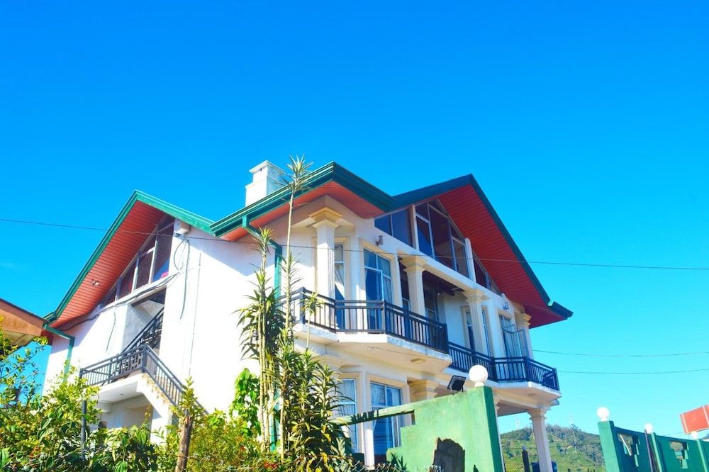 undefined Hill Paradise 6