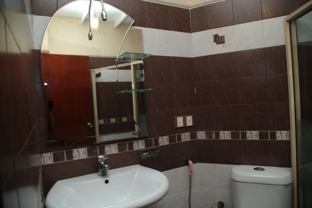 Goodwill Lanka Cottage - Hostel Family Room, 2 Double Beds, Mountain View 4