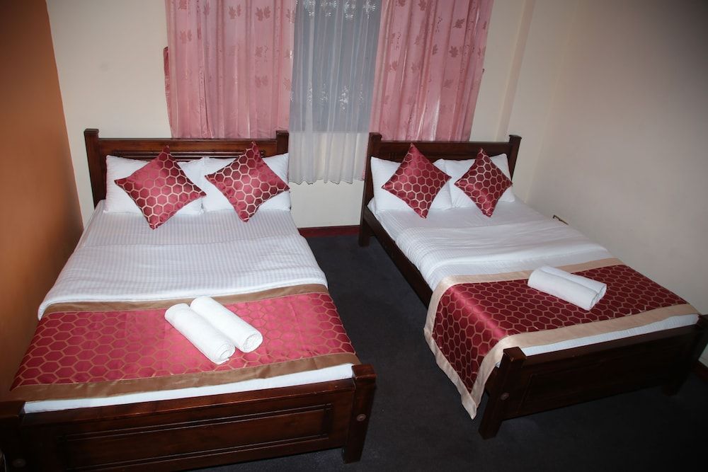 Goodwill Lanka Cottage - Hostel Family Room, 2 Double Beds, Mountain View 2