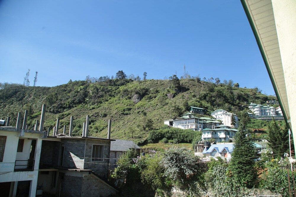 Goodwill Lanka Cottage - Hostel Family Room, 2 Double Beds, Mountain View 5