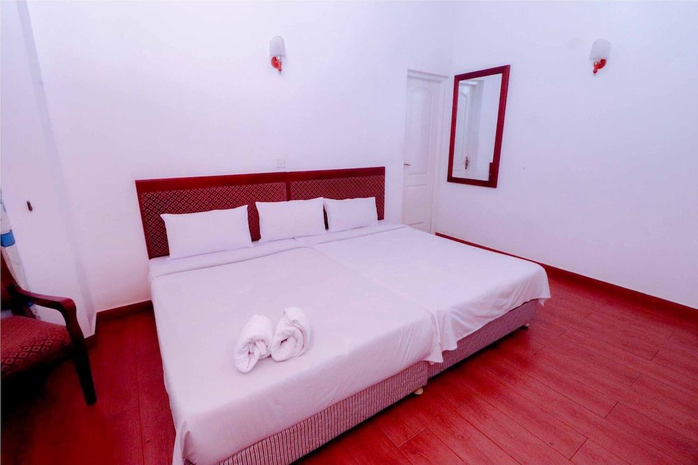 Yoho Villa Lake View Deluxe Triple Room