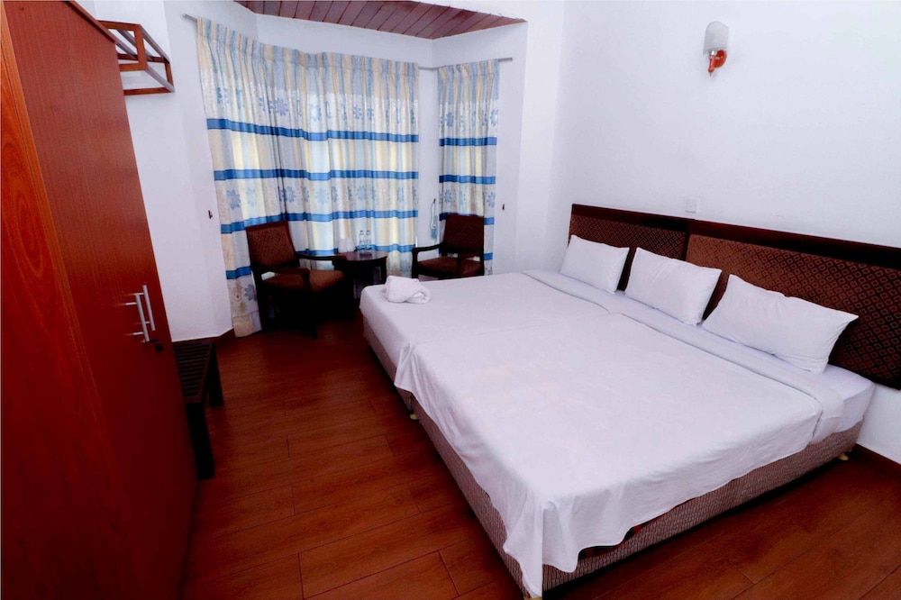 undefined Yoho Villa Lake View 10