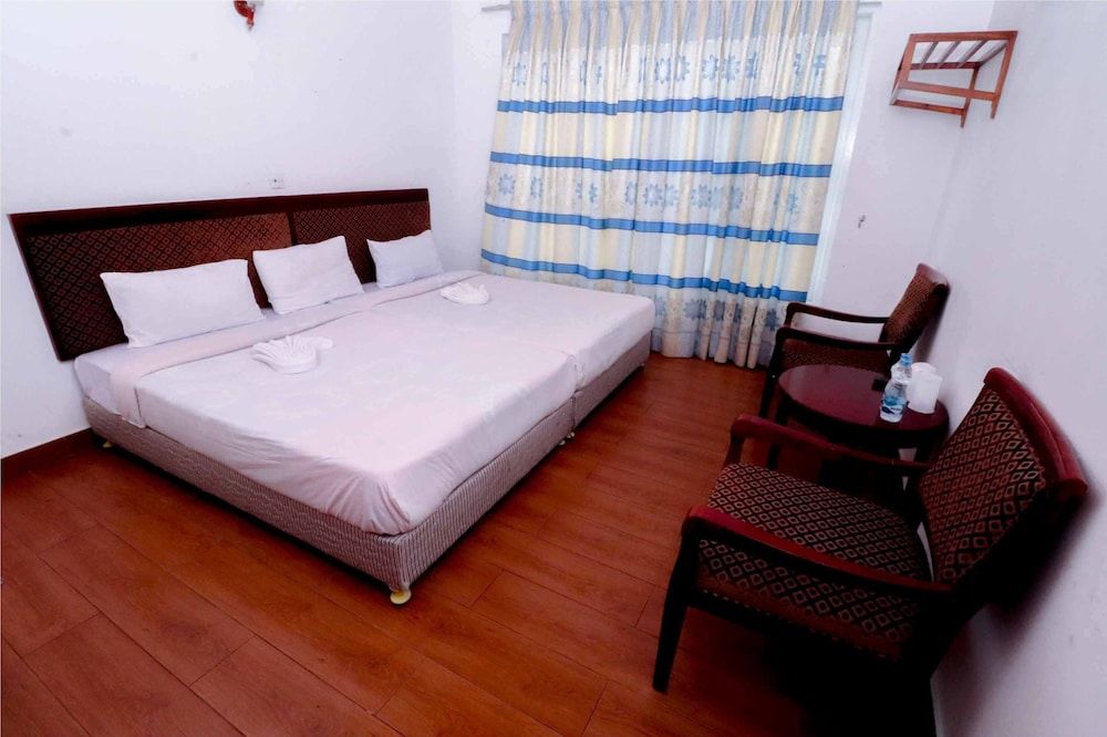 undefined Yoho Villa Lake View 7