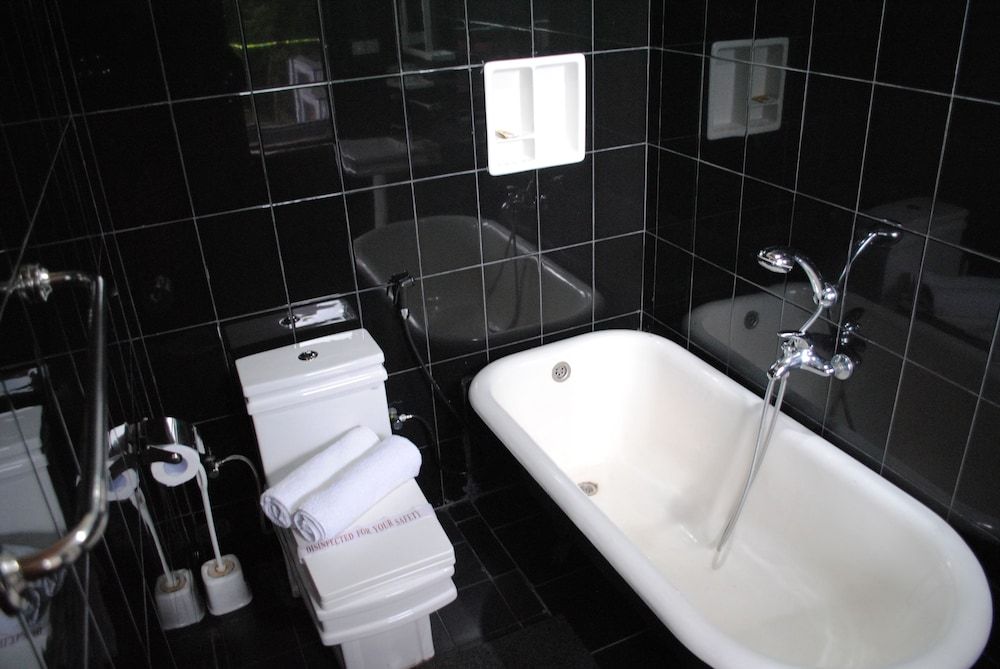 Misty Mountain Villas Standard Double Room with Mountain View 4