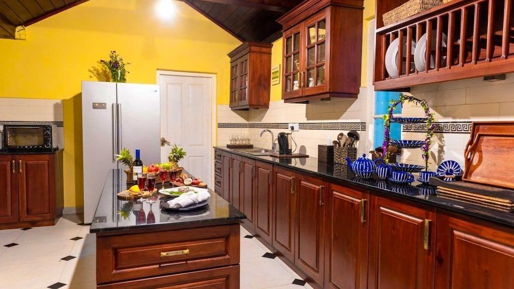 undefined Brockenhurst Villa 3