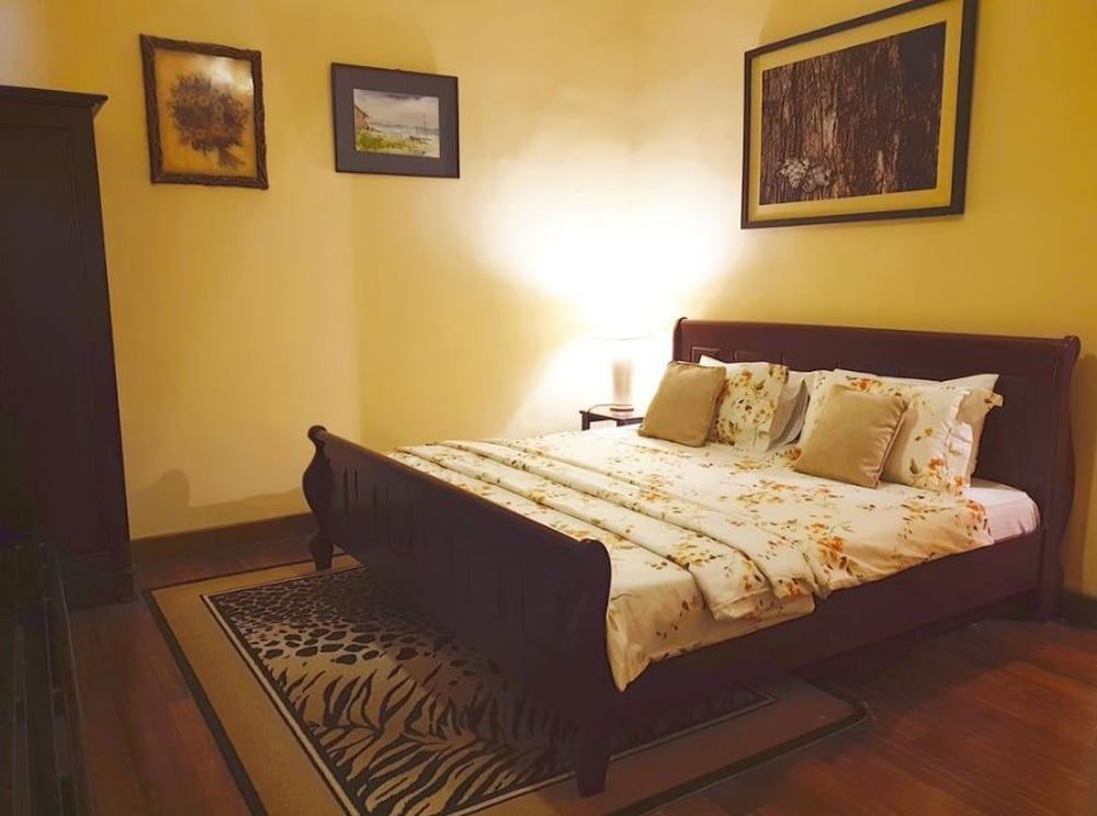 undefined Brockenhurst Villa 5