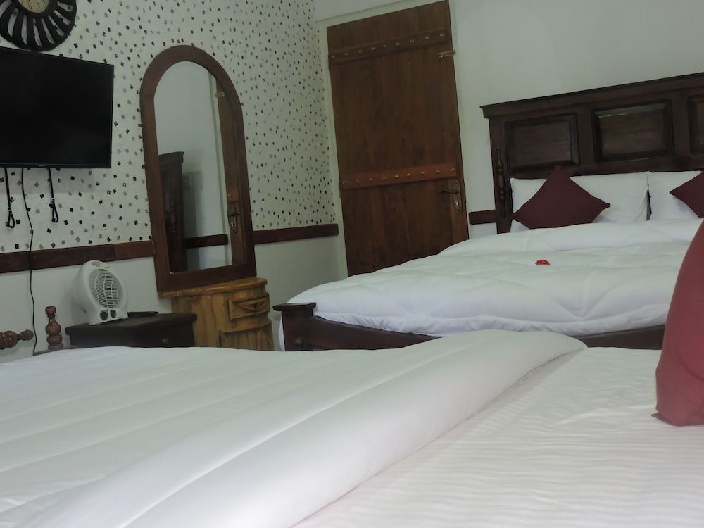 undefined White Tower Villa  Sri Lanaka 5