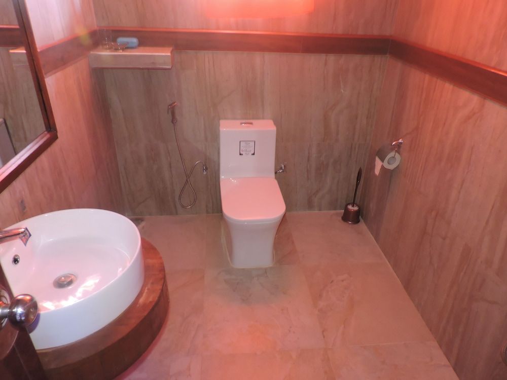 undefined White Tower Villa  Sri Lanaka 6