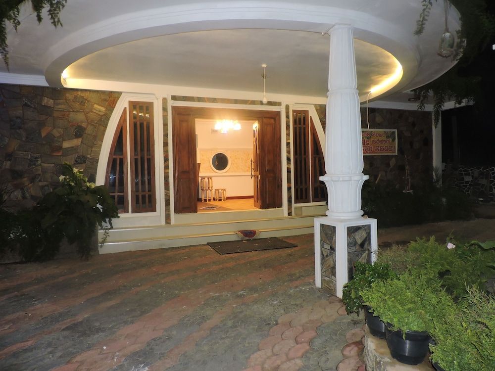 undefined White Tower Villa  Sri Lanaka 2