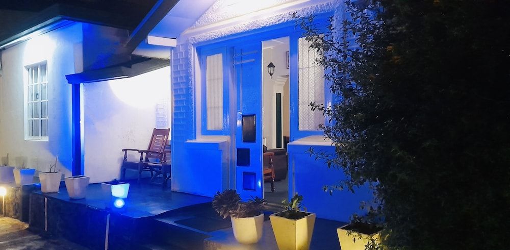 undefined Zion White House 7