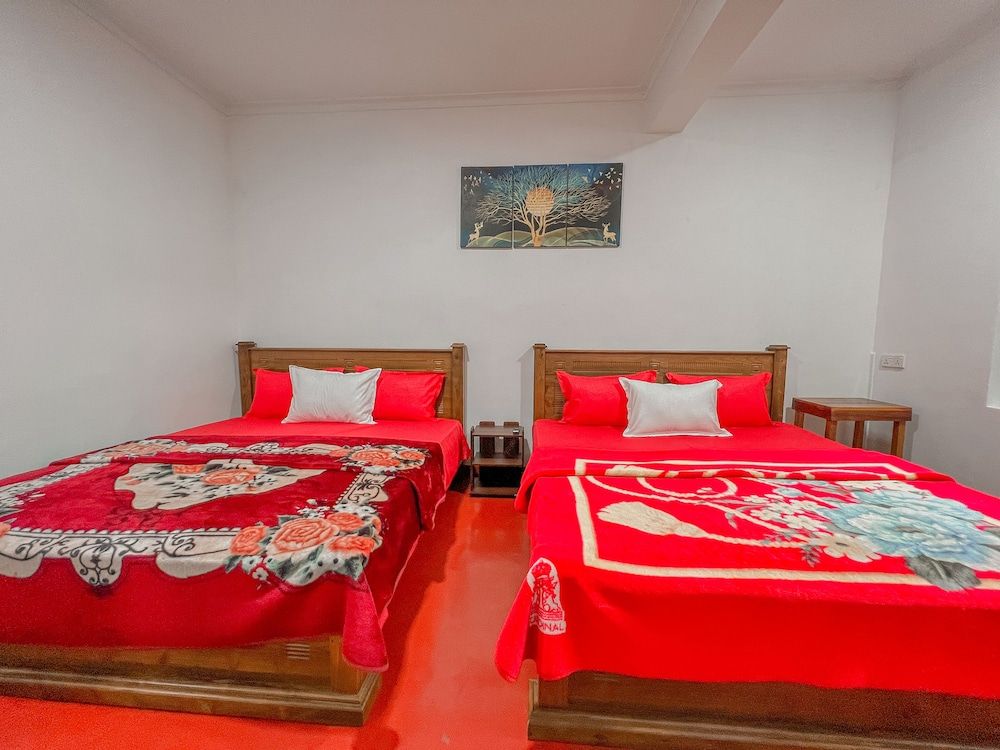 undefined Royal Guest Inn 8