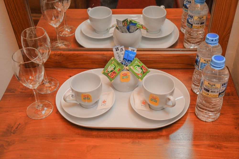 Royal Guest Inn Deluxe Double Room 9