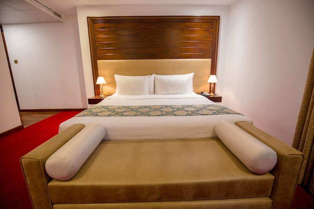 undefined Trillium Boutique City Hotel 8