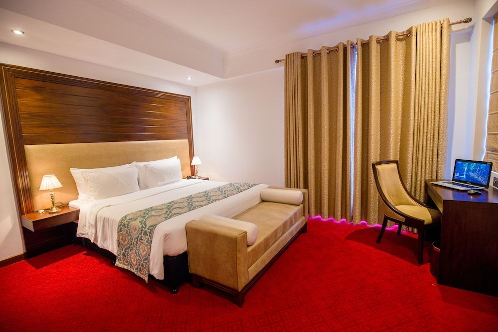 undefined Trillium Boutique City Hotel 7