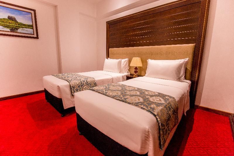 undefined Trillium Boutique City Hotel 6