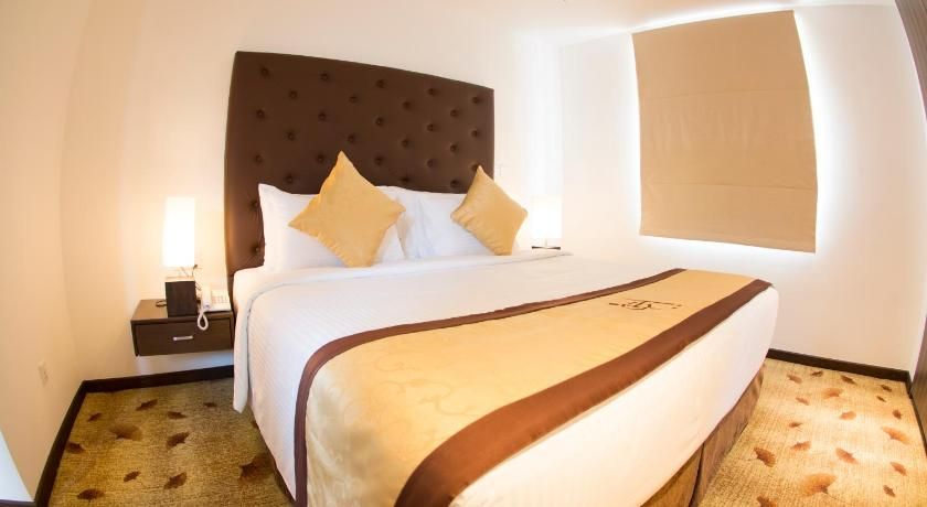 City Hotel Colombo 02 Standard Double Room 4