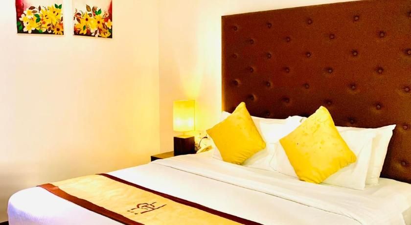 City Hotel Colombo 02 Standard Double Room 5