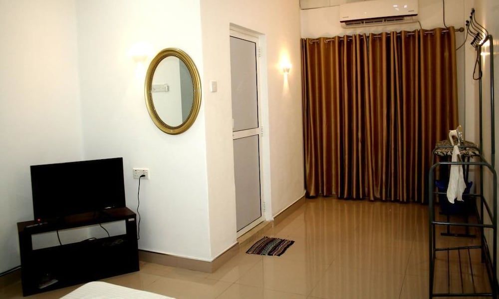 undefined Bamba Flat 6