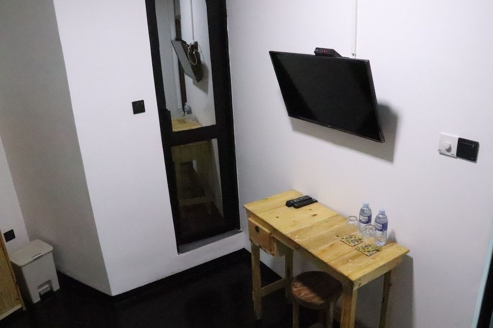 Miracle City Inn Hostel Standard Double Room 12