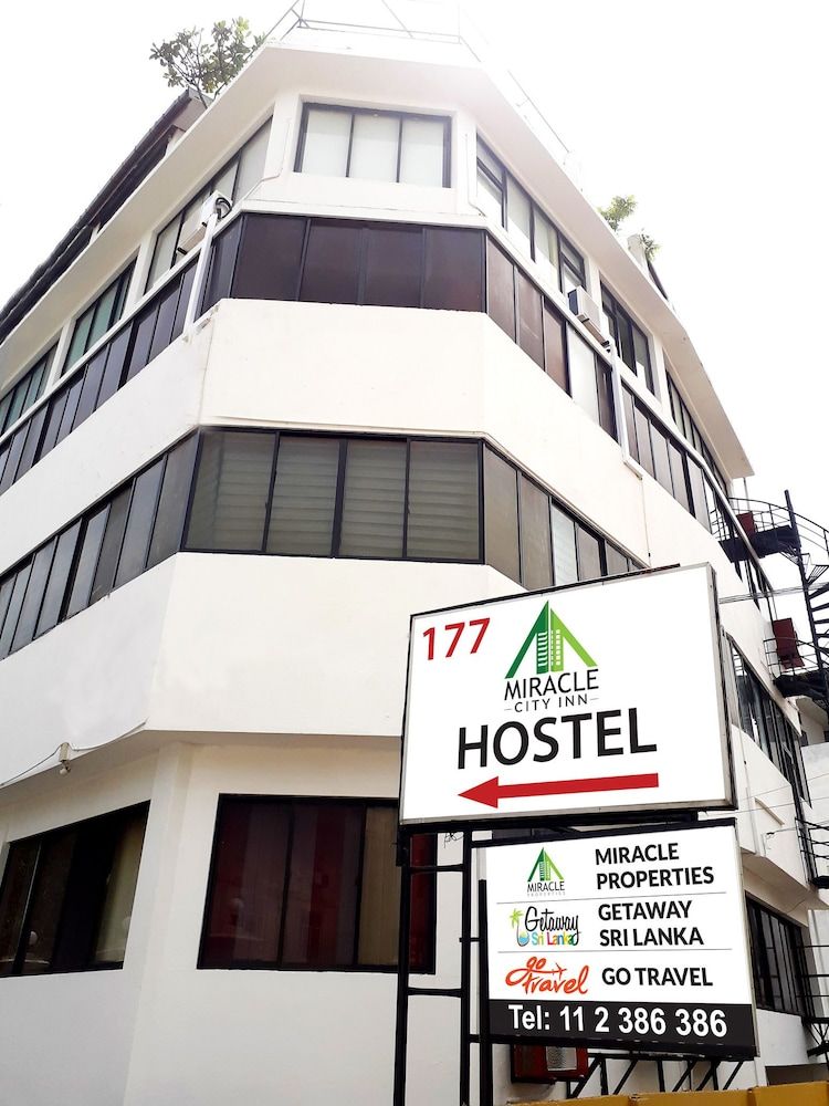undefined Miracle City Inn Hostel 6