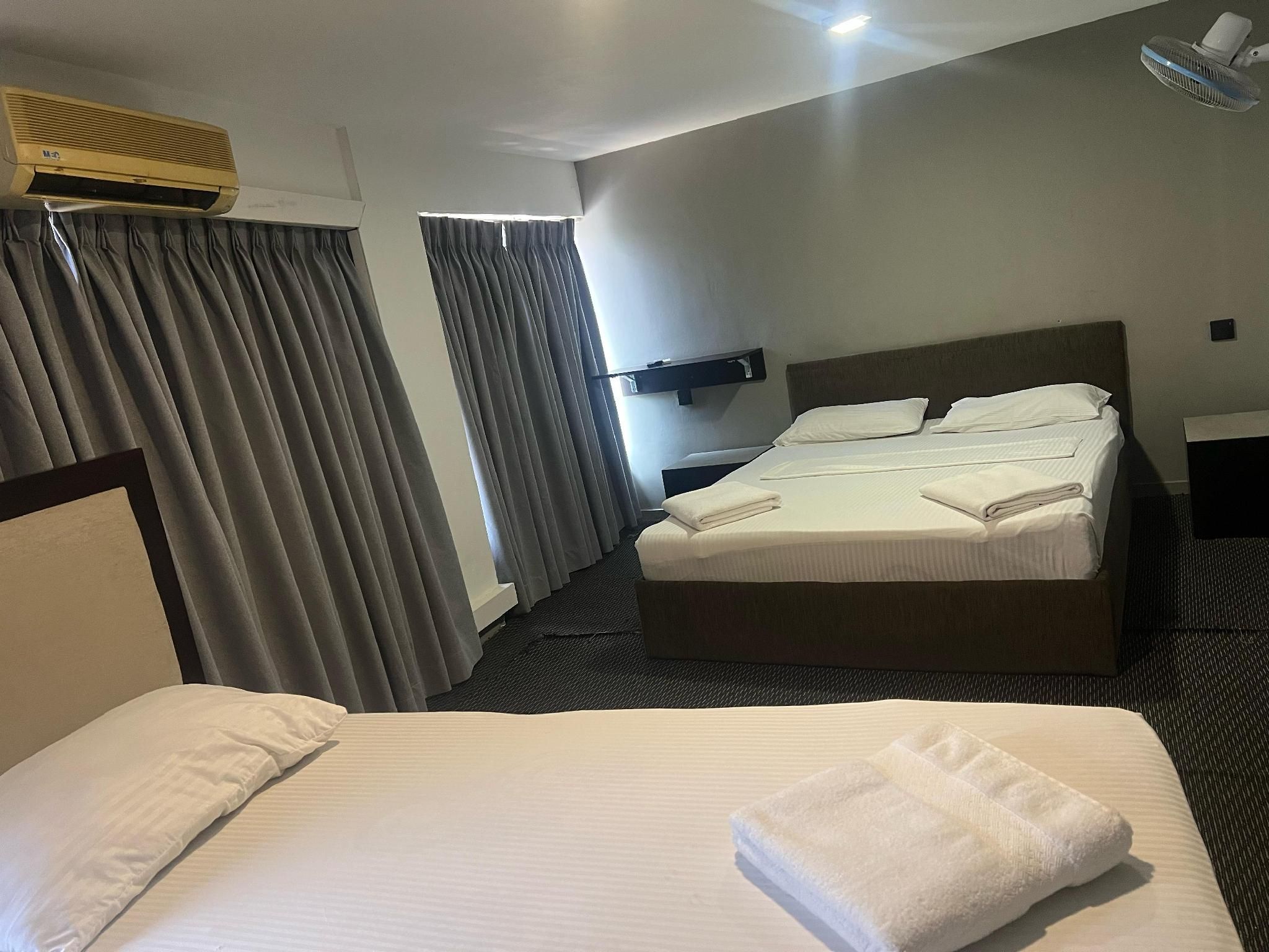 undefined Miracle City Inn Hostel 5