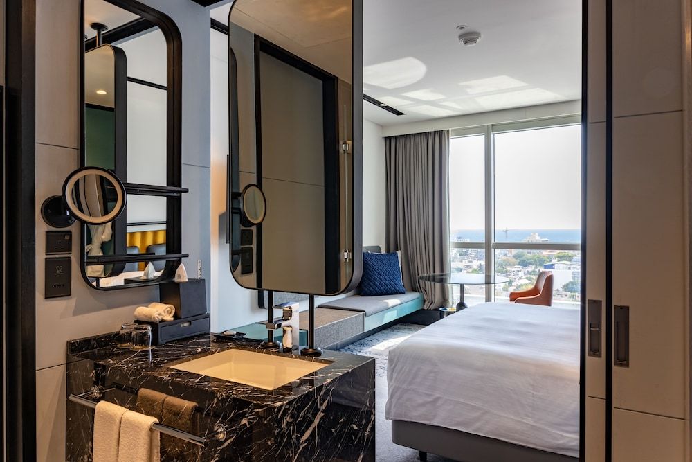 undefined Courtyard By Marriott Colombo 8