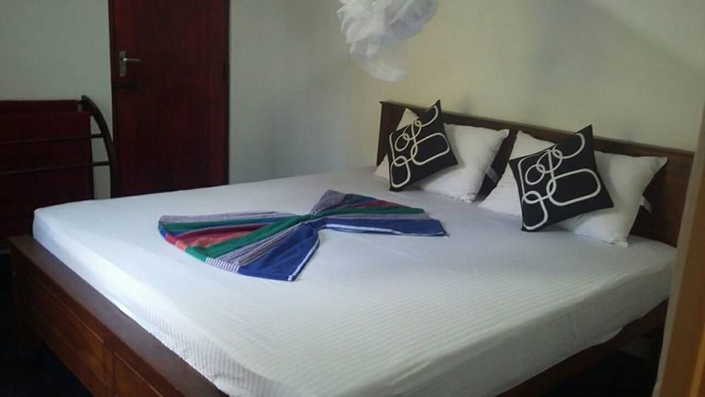 undefined Sigiri Sunrise 5