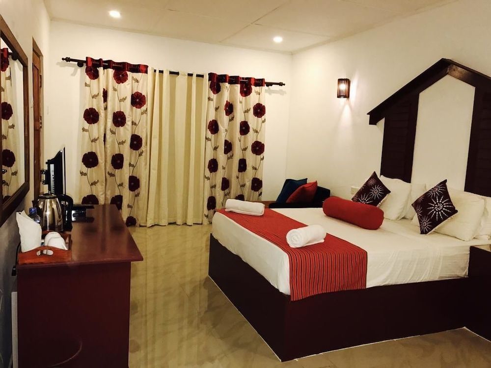 undefined Sunshine Resort & Spa 3