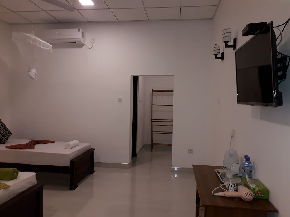 Sigiri Hibiscus Villa Family Room, Multiple Beds, Non Smoking 3