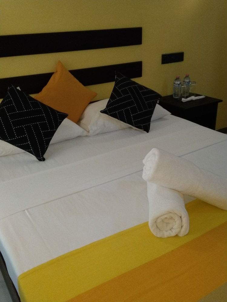 undefined Amron Resort Sigiriya 2