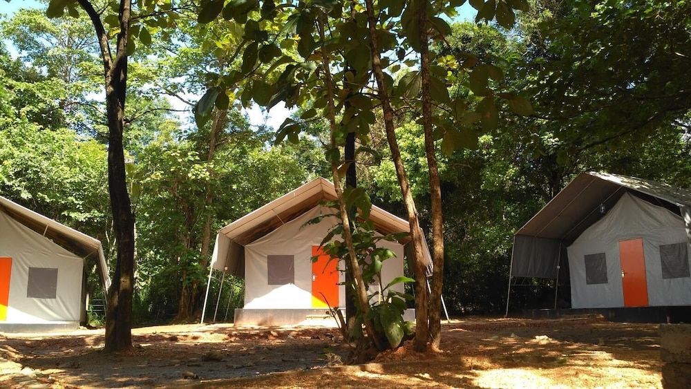 undefined Hangover Hostels Sigiriya 3