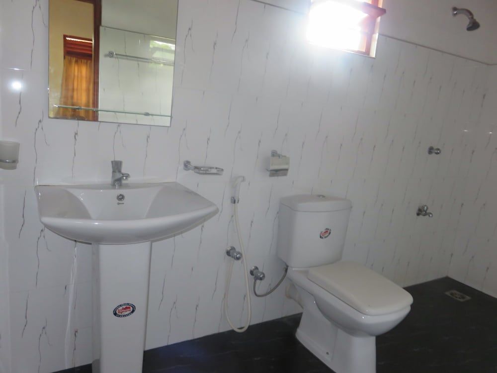 Beach Lagoon Guest House Family Room, Non Smoking 2