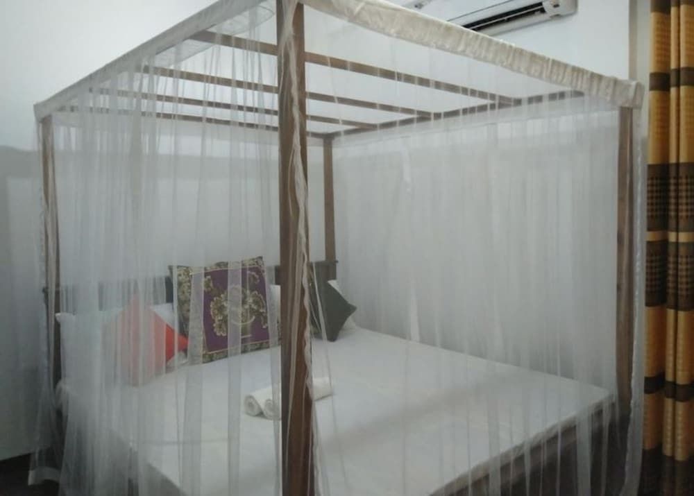 sinhagiri hotel and restaurant Double Room 3