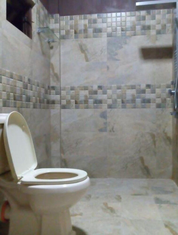 sinhagiri hotel and restaurant Double Room 5