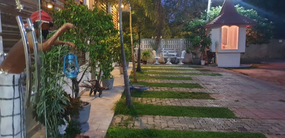 undefined Hotel Crown Plaza Katunayake 10