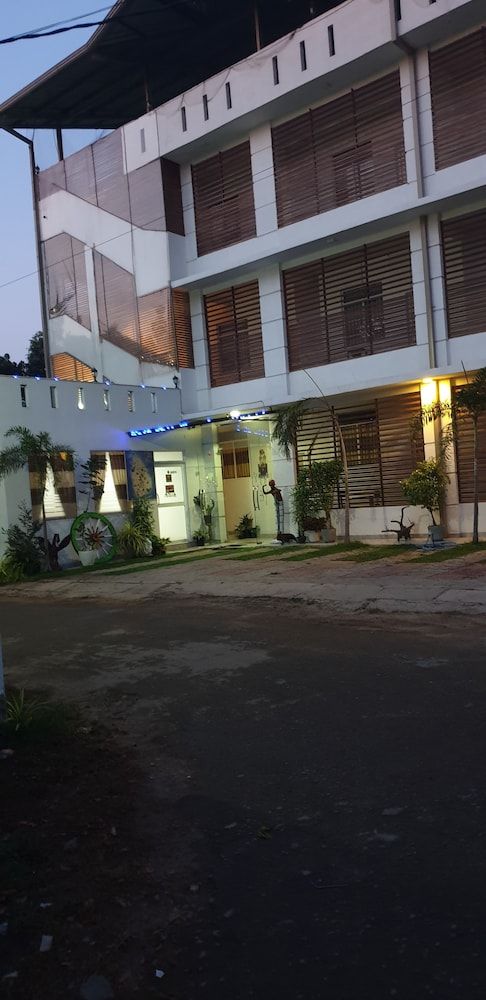 undefined Hotel Crown Plaza Katunayake 7