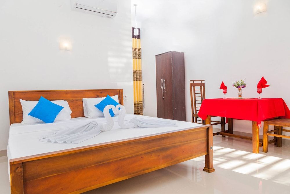 undefined Hotel Crown Plaza Katunayake