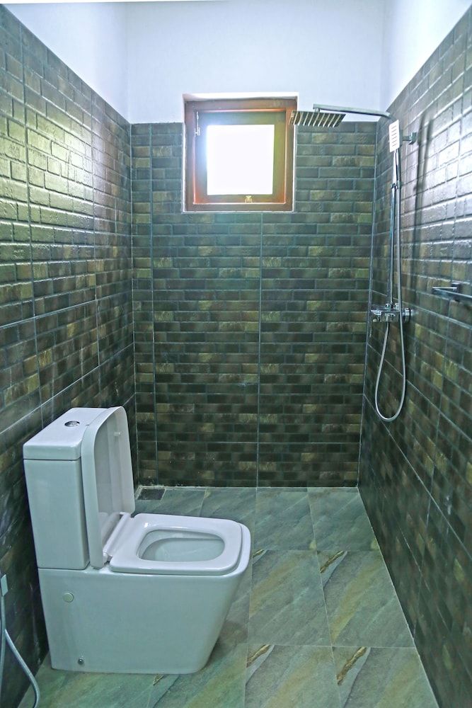 Gateway Lagoon Superior Room, 1 Queen Bed, Non Smoking 4