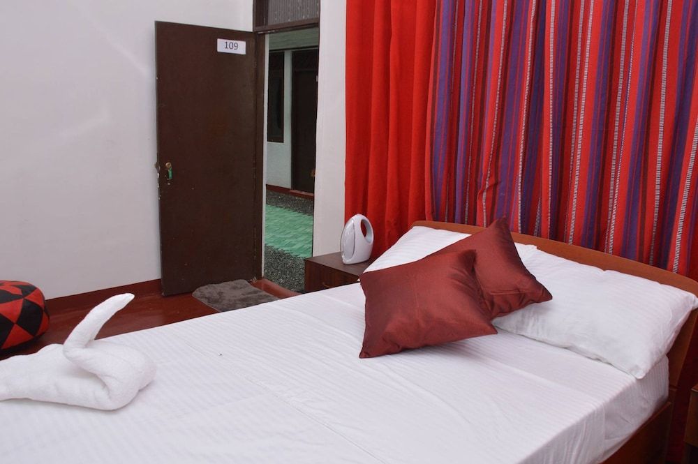 undefined Cinnamon Airport Residencies