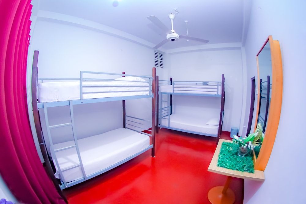 undefined Cinnamon Airport Residencies 4