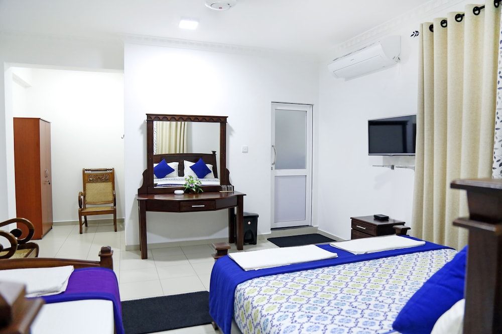 Ronaka Airport Transit Hotel Deluxe Double Room 6