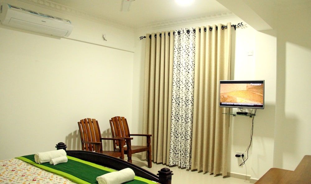 Ronaka Airport Transit Hotel Deluxe Double Room 18