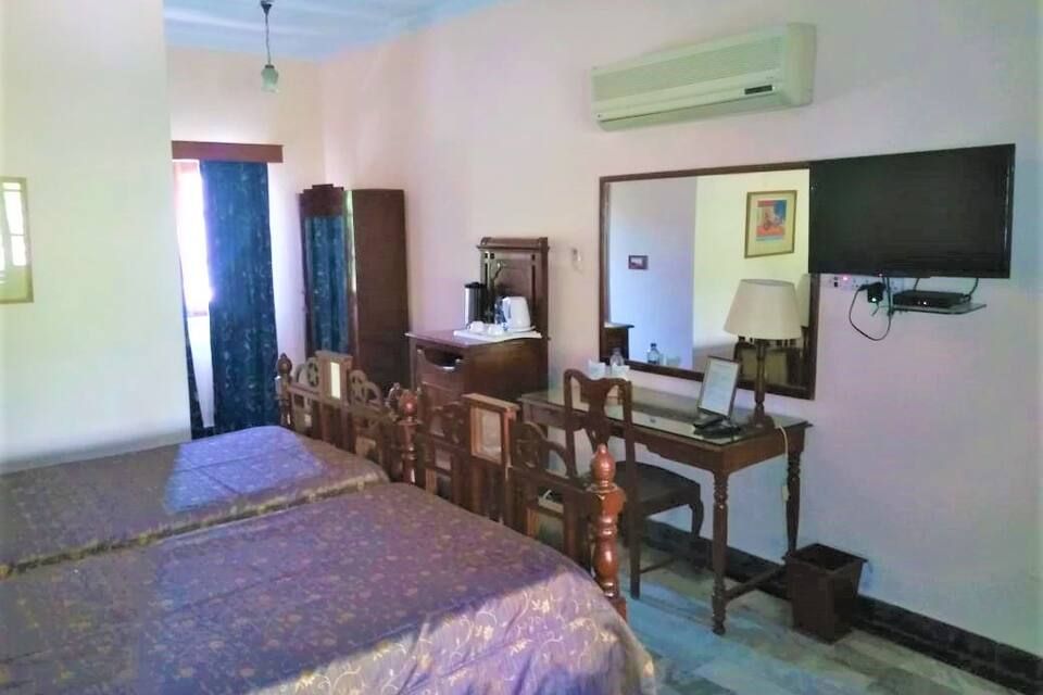 Karni Bhawan Heritage Hotel Jodhpur Heritage Deluxe AC Room 5