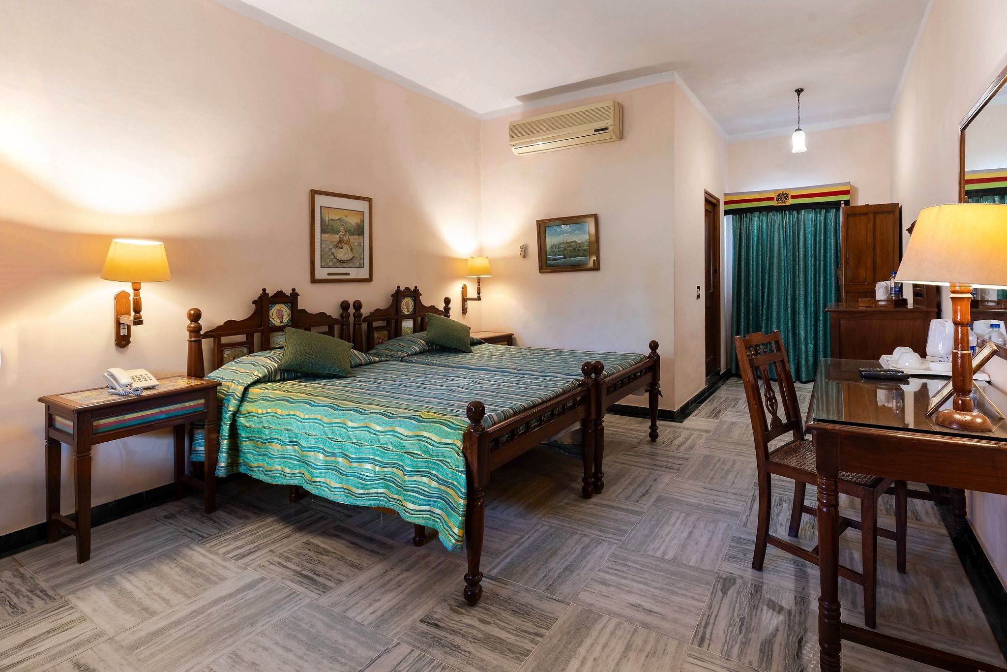 Karni Bhawan Heritage Hotel Jodhpur Heritage Deluxe AC Room 2
