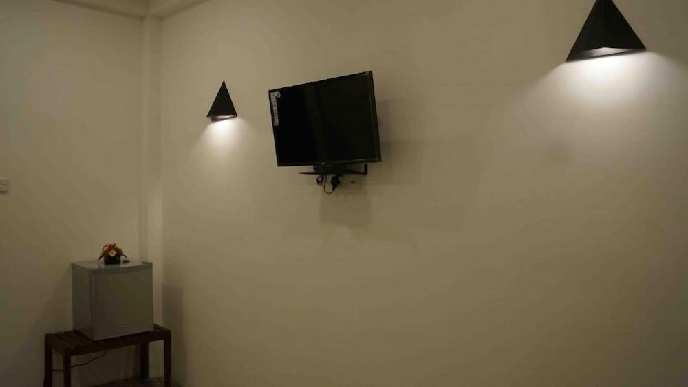 Hotel Athgira Standard Double Room 11